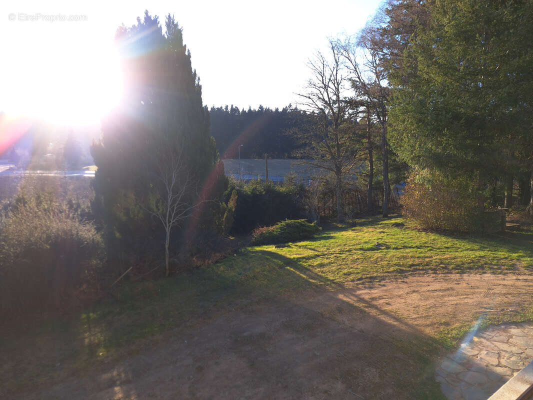 Maison à LE CHAMBON-SUR-LIGNON