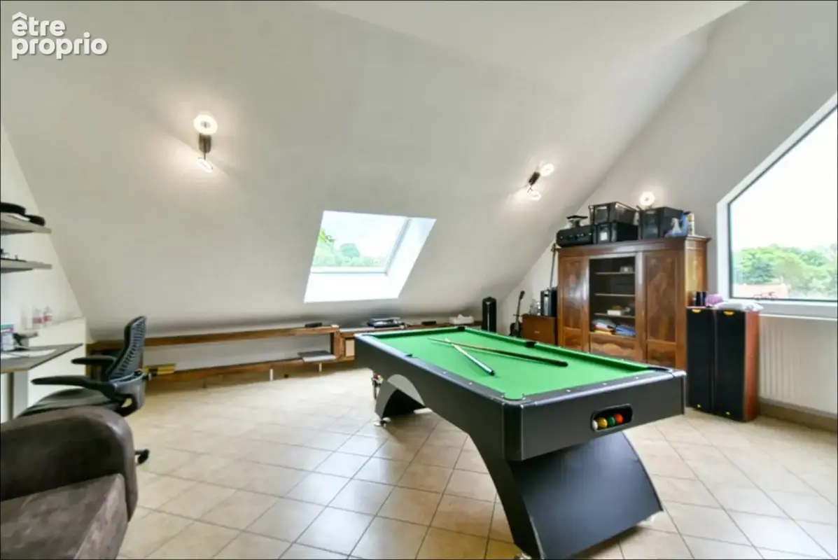 Maison familiale à vendre 8 pièces SAINTE MAURE DE TOURAINE (37) - photo 4