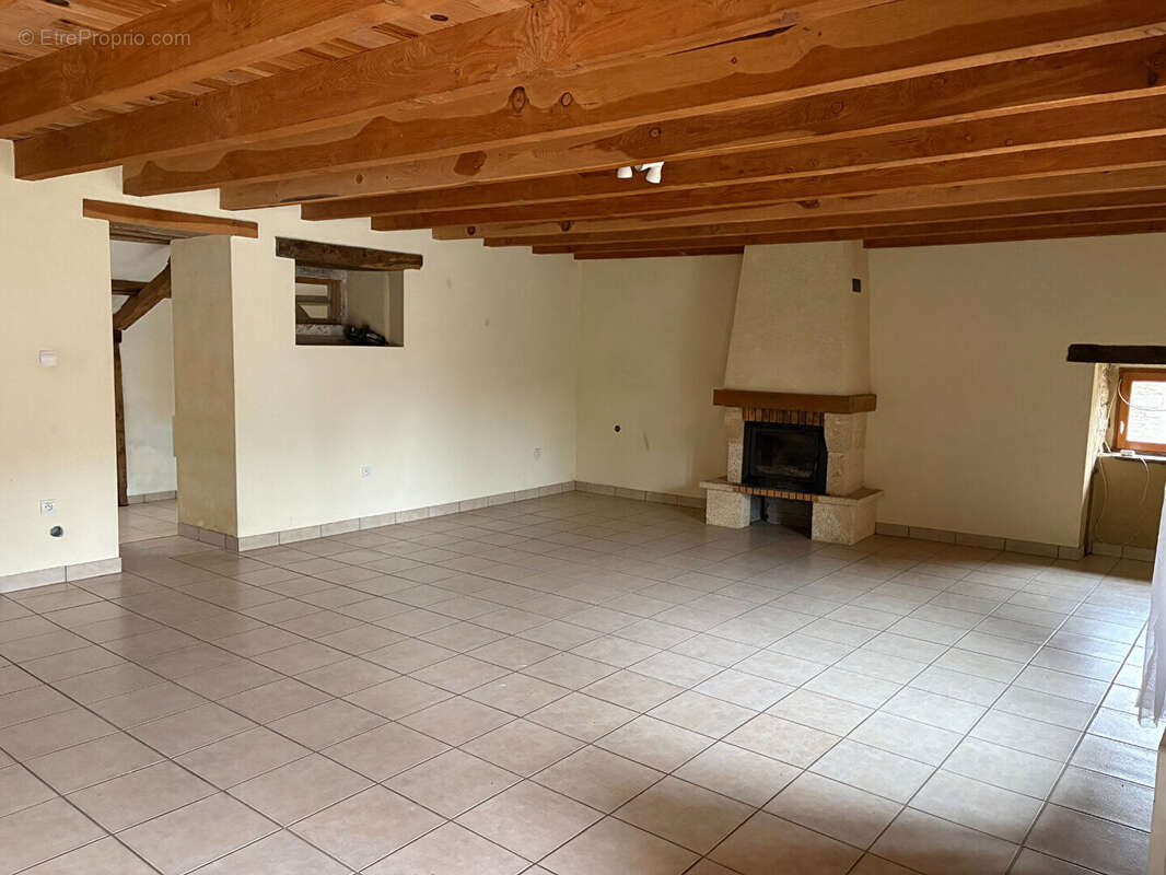 Maison à MOREAC