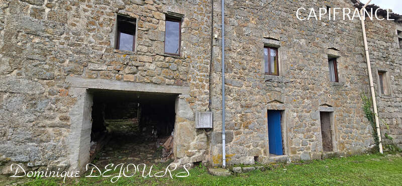Ardèche, à 5 mn en voiture de St Pierreville au coeur du parc national des Monts d'Ardèche, spacieuse maison de 178m² avec une g - photo 25