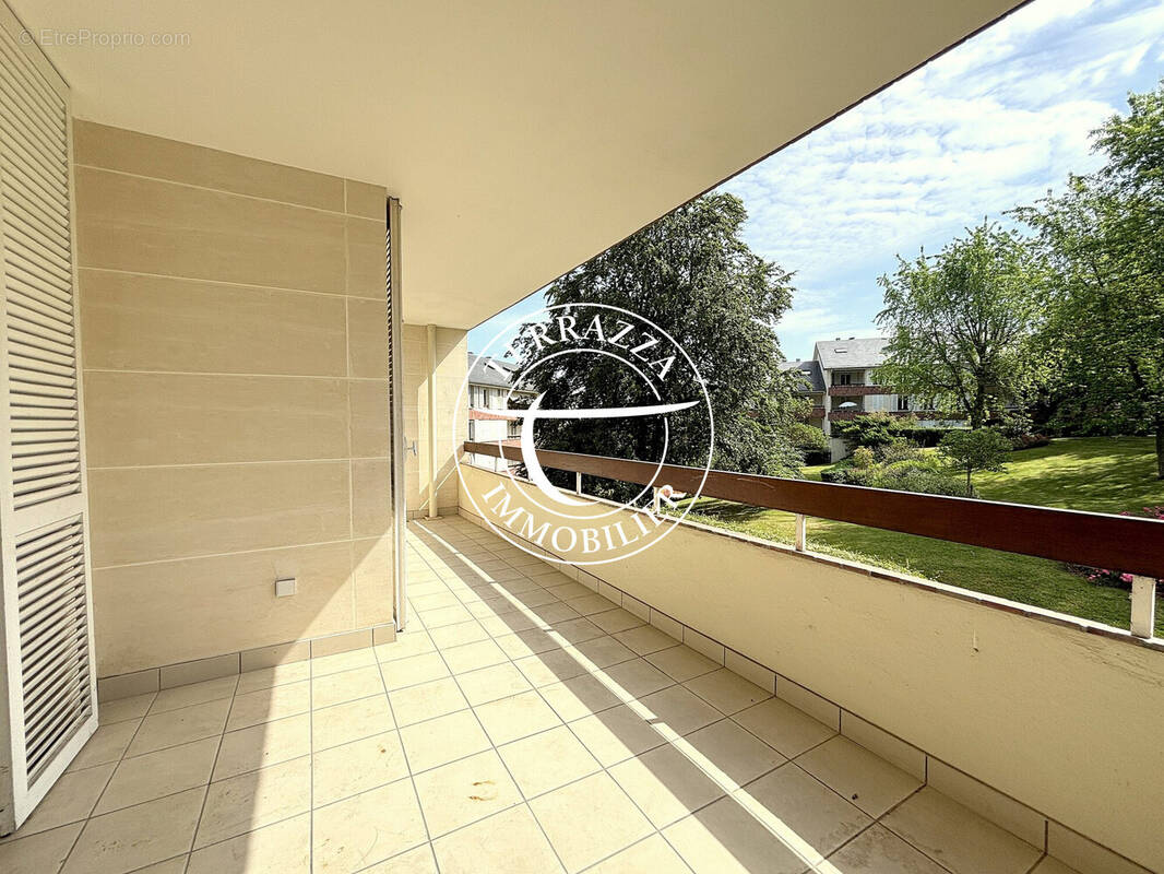 Appartement à LOUVECIENNES