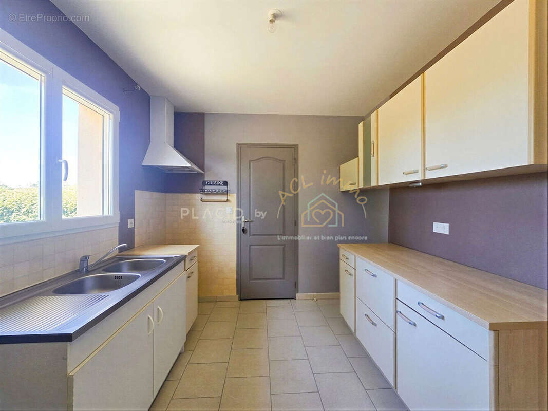 Maison de plain-pied 4 pièces de 78 m2 - photo 3