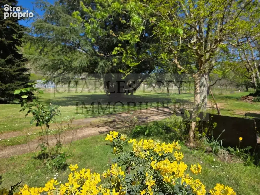 Maison et grange sur terrain de plus 6000 m² - photo 18