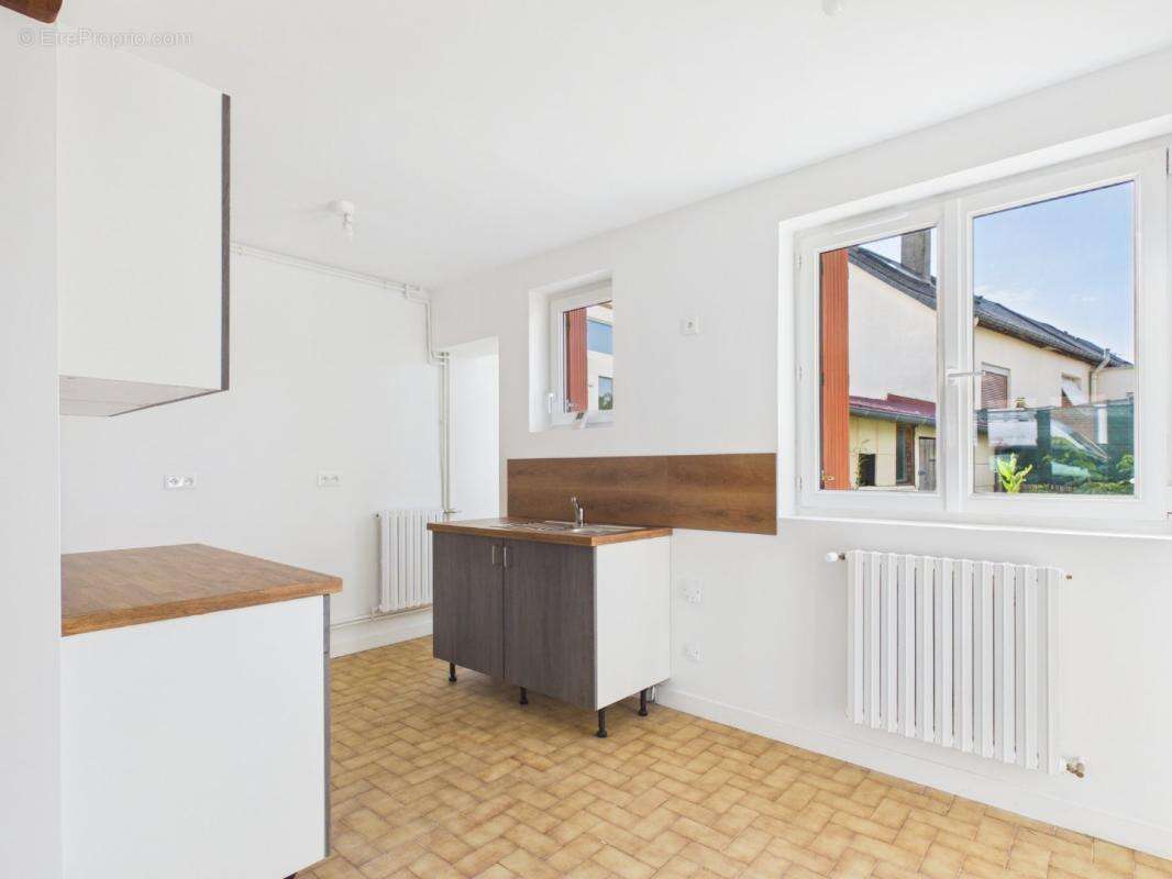Maison 60 m² à Breteuil  - photo 5