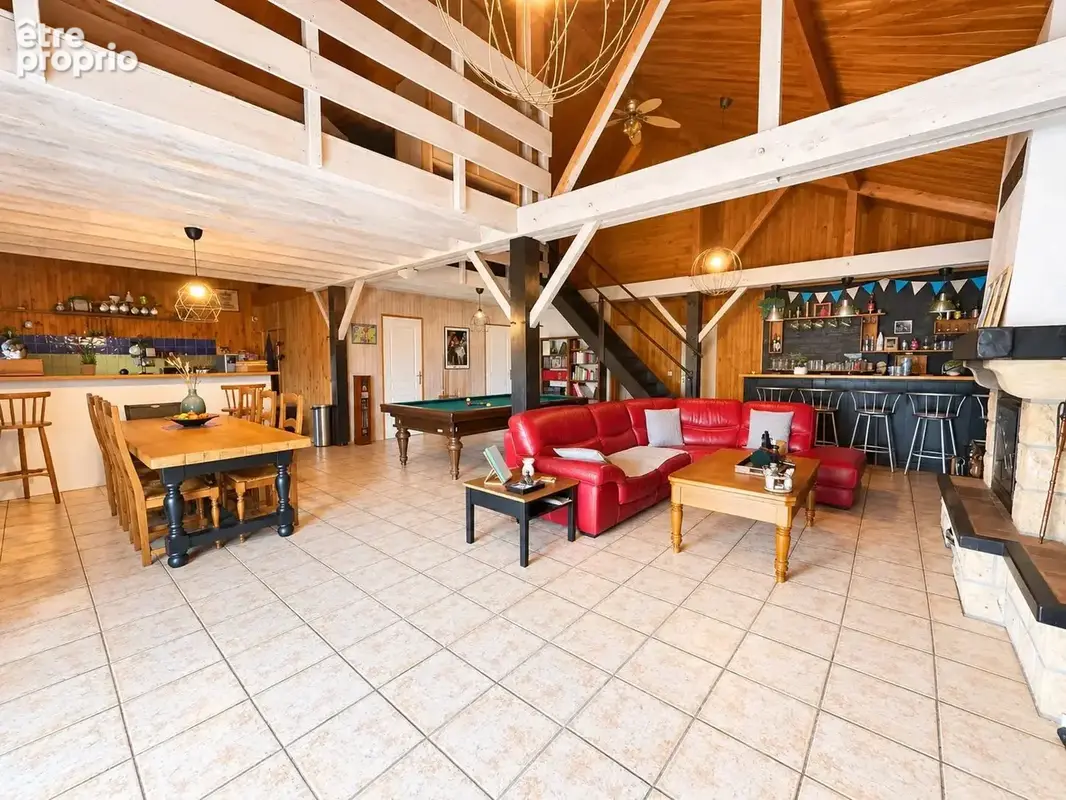 Maison 4 pièces 141 m² à vendre à Labastide-Villefranche (64270) - photo 2
