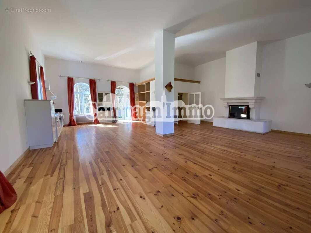 Maison à SAINT-VINCENT-DE-REINS