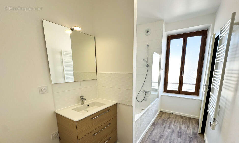 Appartement à MARLY-LA-VILLE