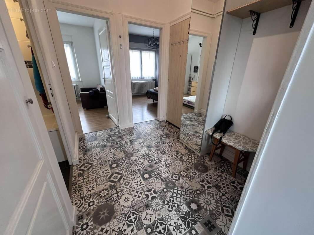 Appartement 52 m² à Nancy  - photo 7