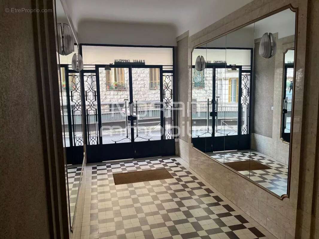 Appartement à NICE