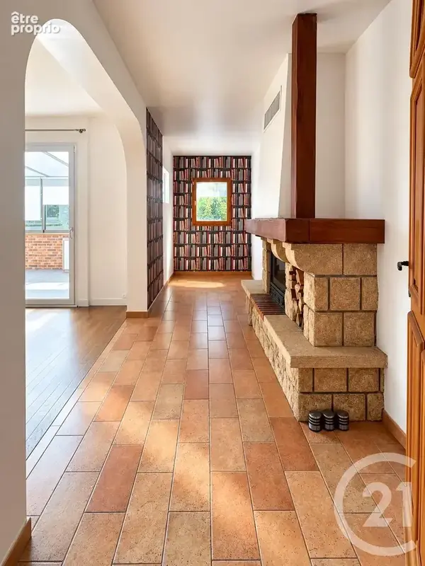 Maison 6 pièces 154 m² à vendre à Thorigny-Sur-Marne (77400) - photo 2