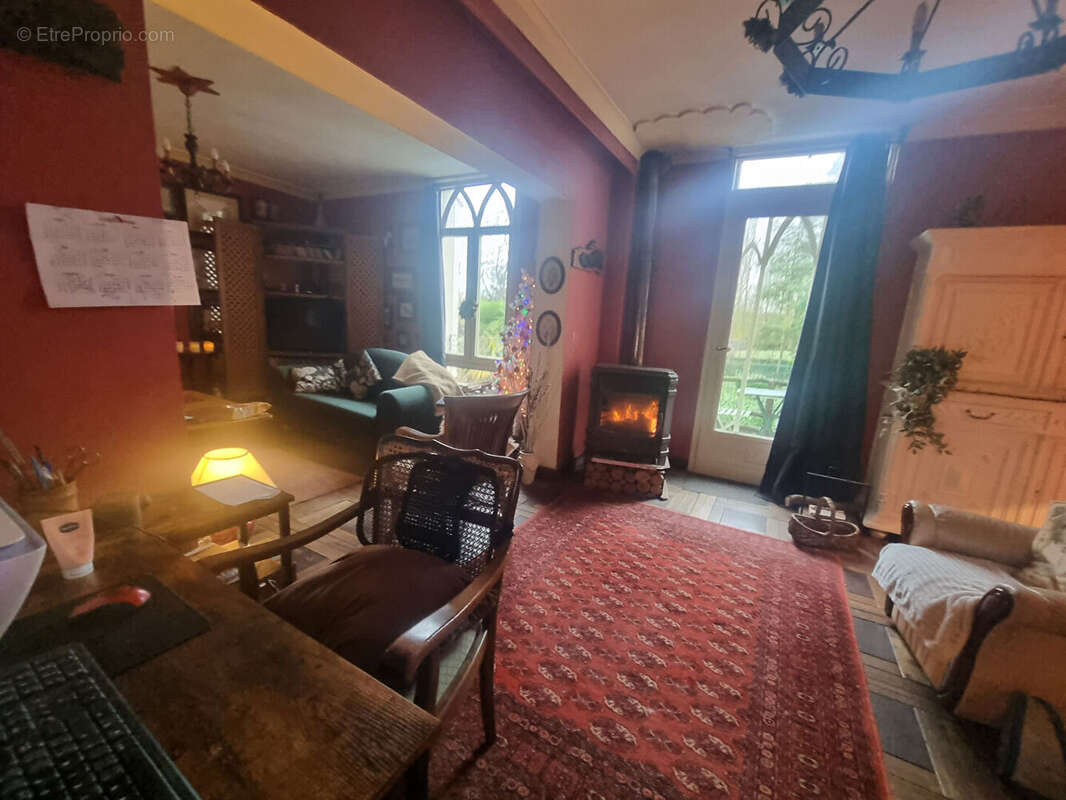 Maison à SAINT-HILAIRE-DU-HARCOUET