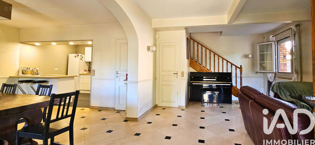 Maison 120 m² à Epinay-Sur-Seine  - photo 7