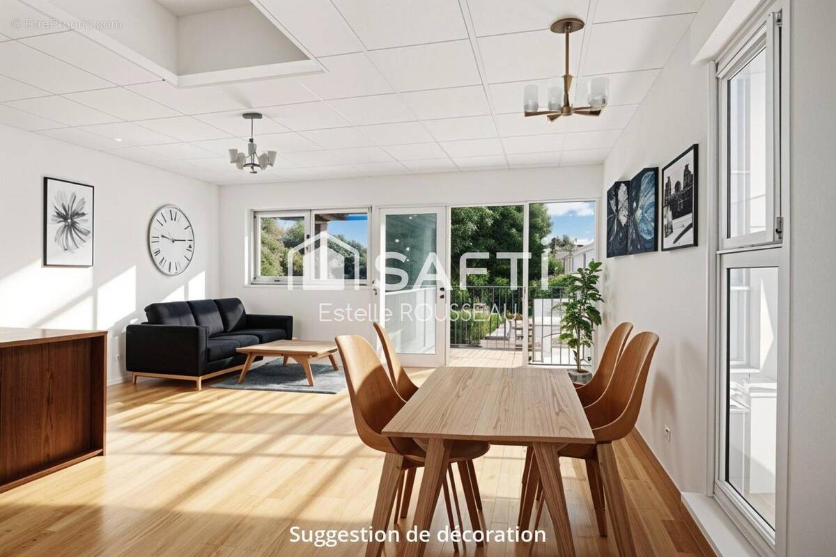 Photo 1 - Maison à SAINT-MAUR-DES-FOSSES