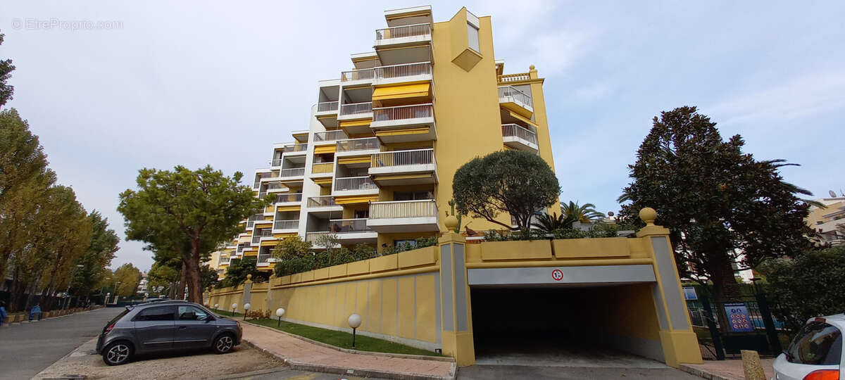 Appartement à CAGNES-SUR-MER