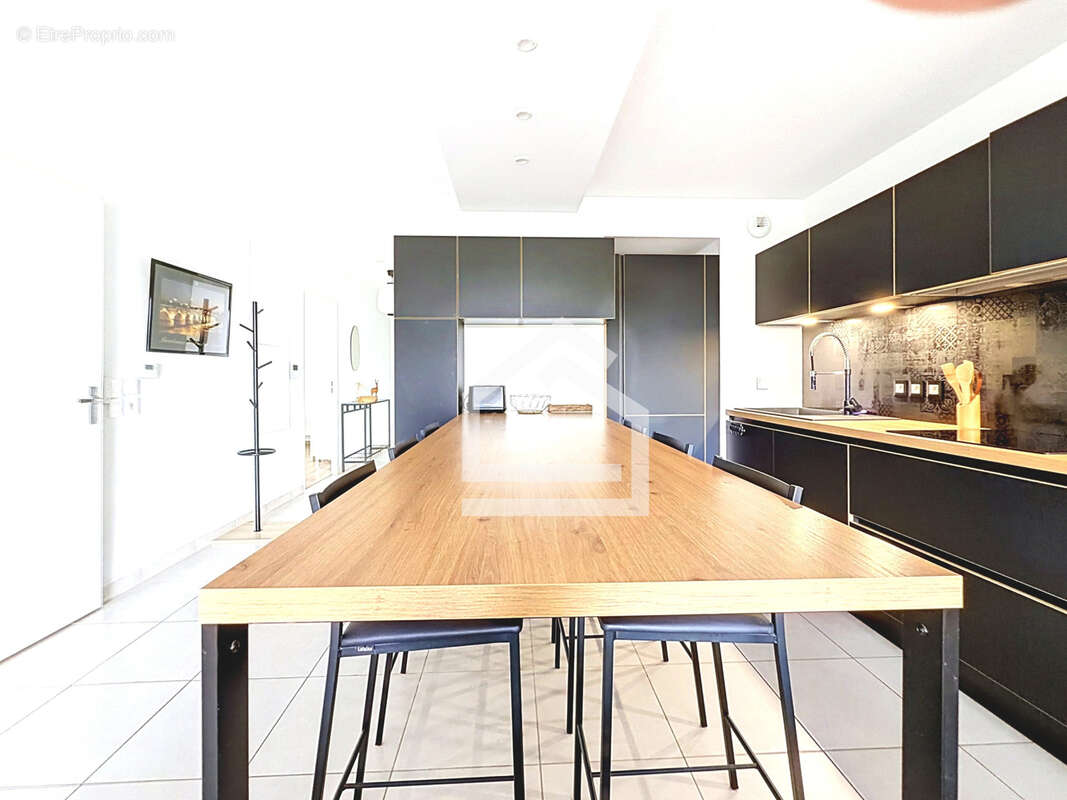 Appartement contemporain 4 pièces avec balcon au sein d'une résidence récente - photo 9