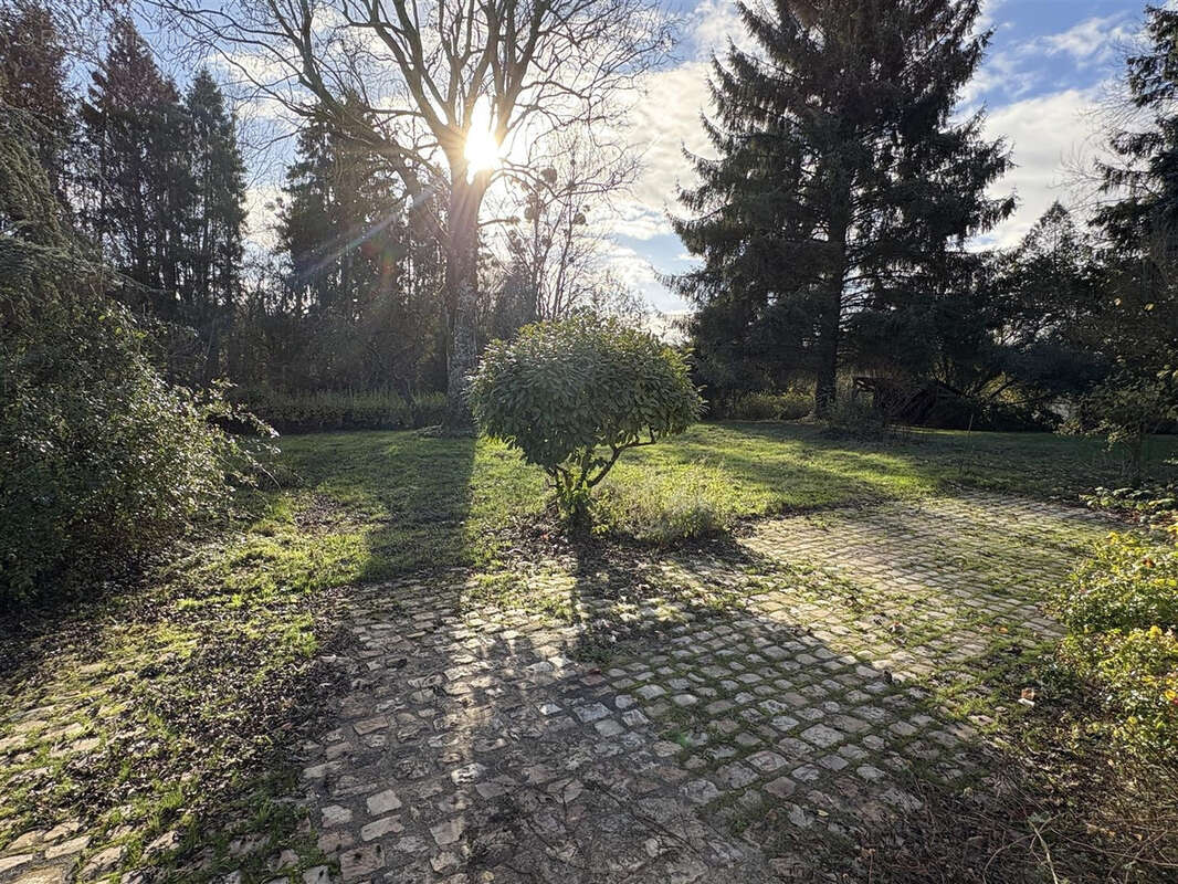 Maison à SAINT-GERMAIN-LE-VIEUX