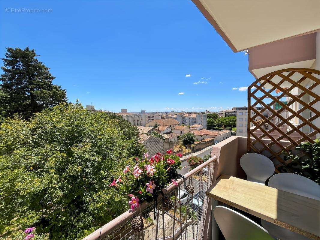 Appartement à BEZIERS