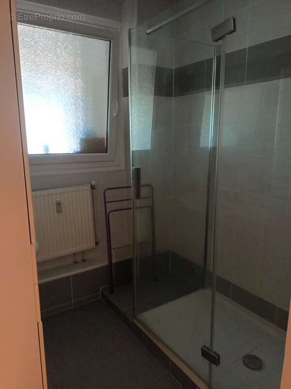 Appartement à MONTCEAU-LES-MINES