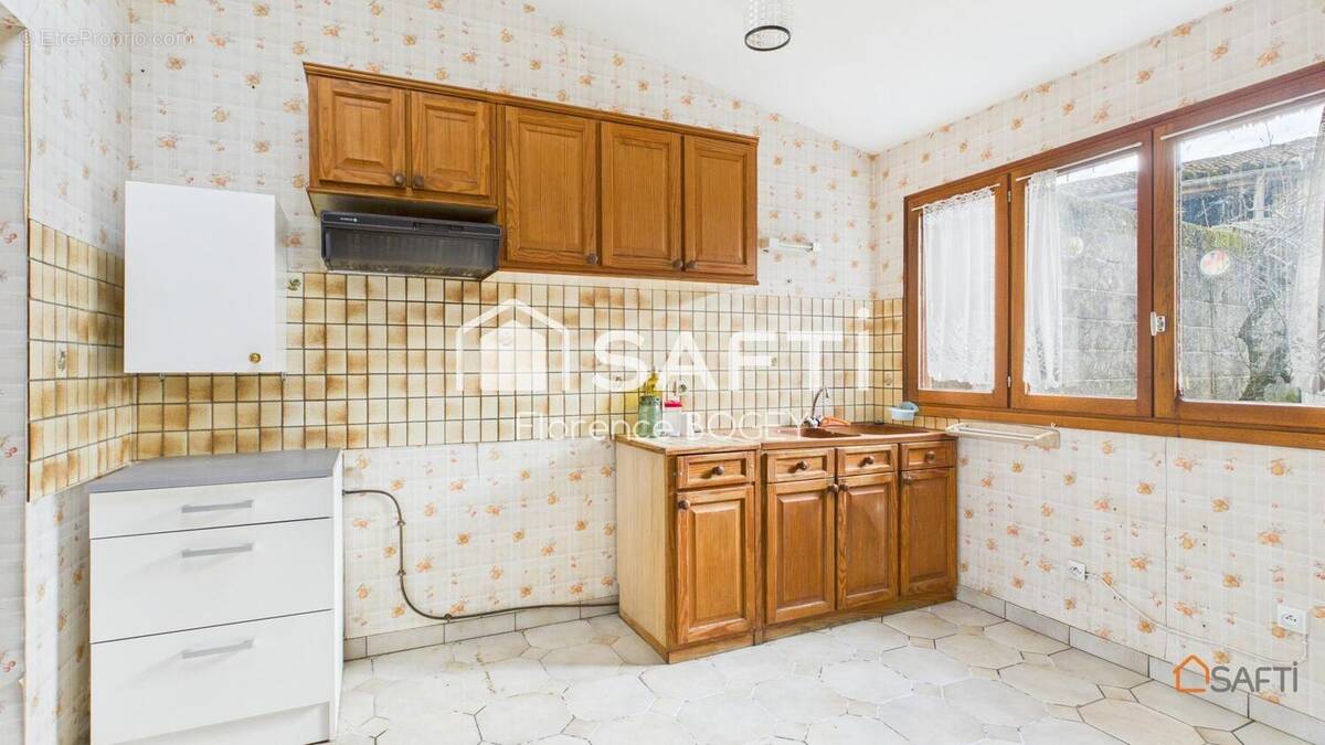 Photo 1 - Maison à BUSSIERE-POITEVINE