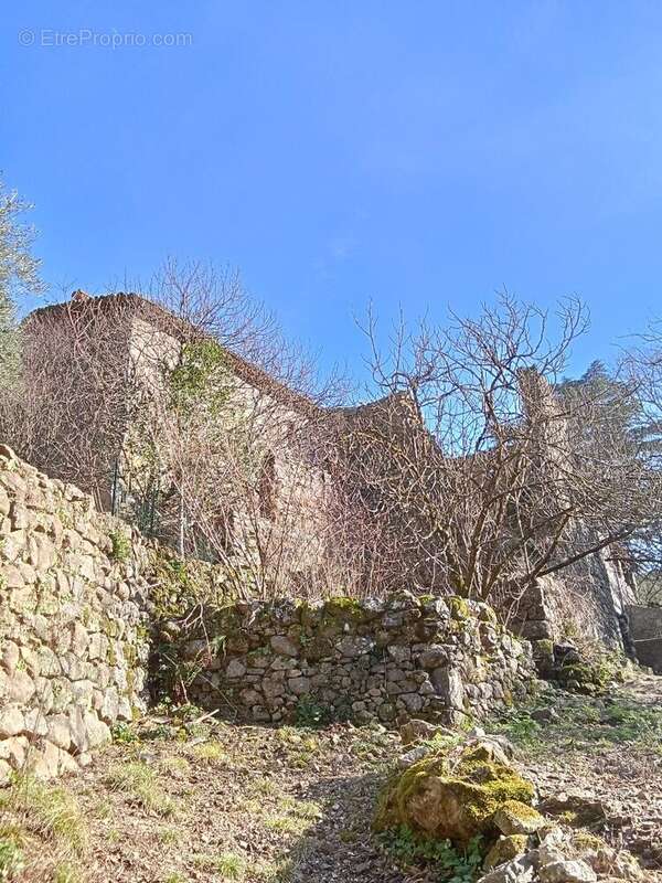 Maison à CROS