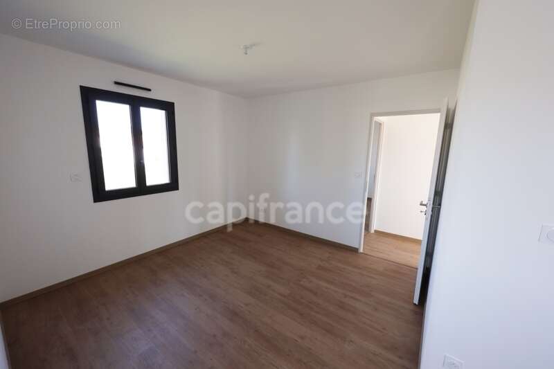 Maison à NOUAILLE-MAUPERTUIS