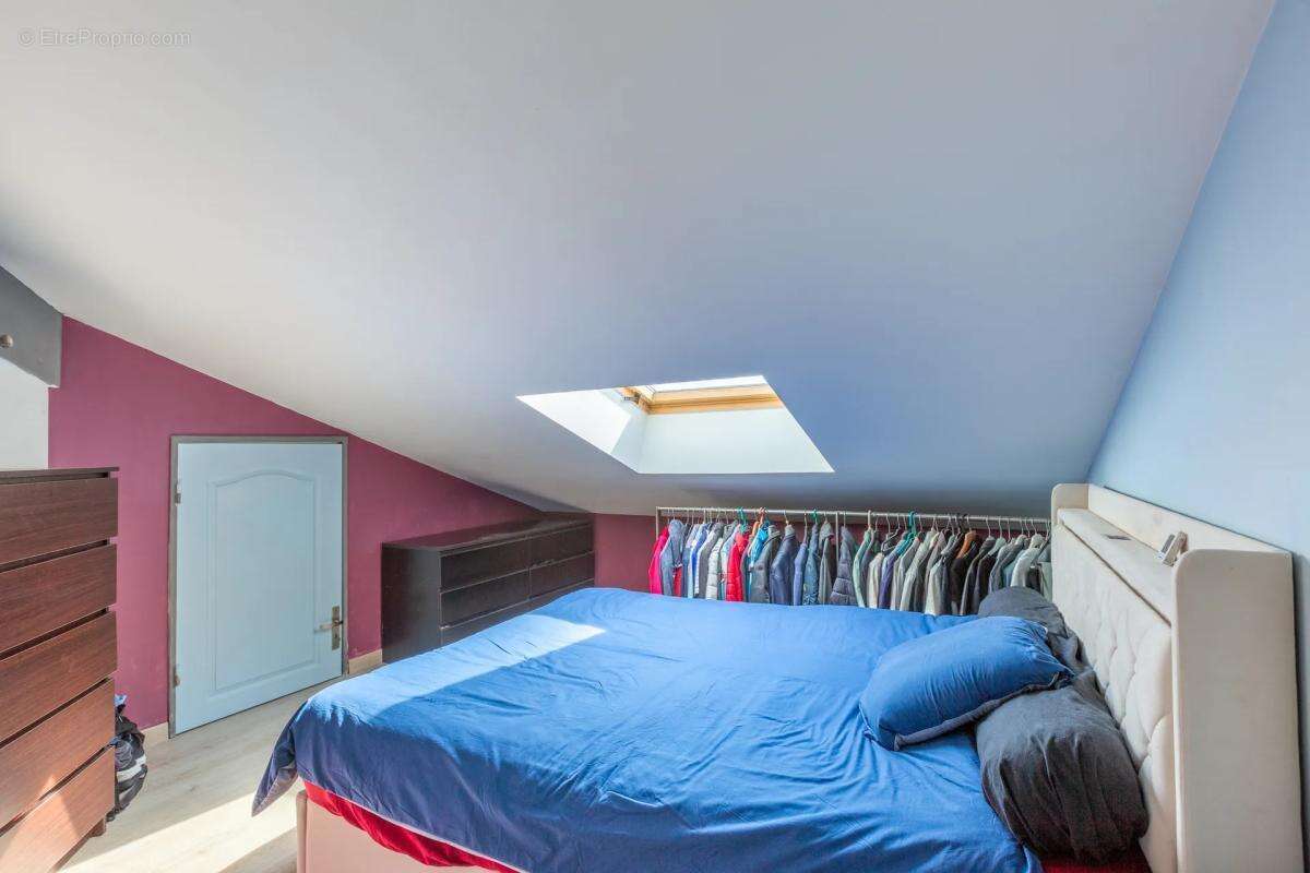 Appartement à CRAPONNE
