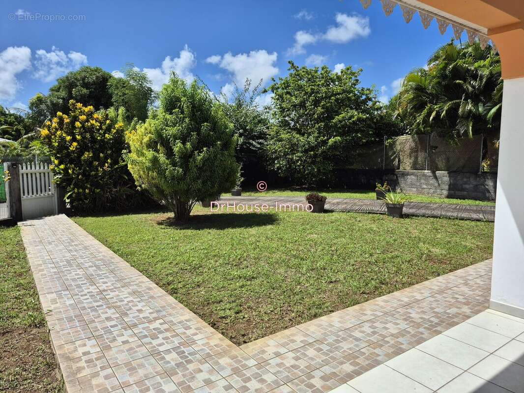 Maison à LE LAMENTIN