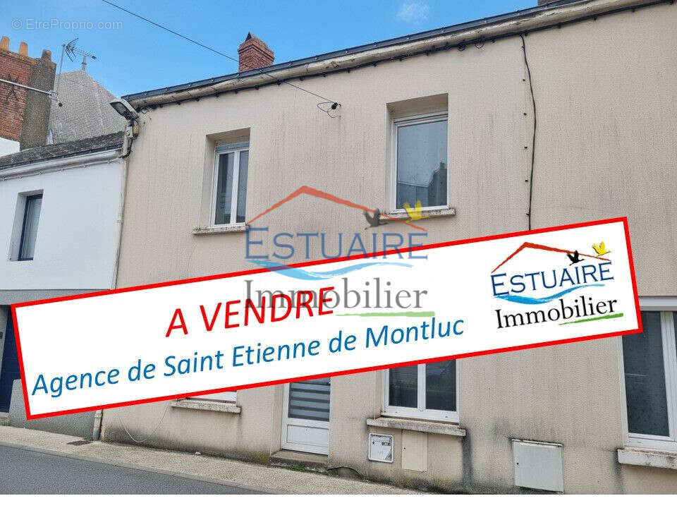 Maison à SAINT-ETIENNE-DE-MONTLUC