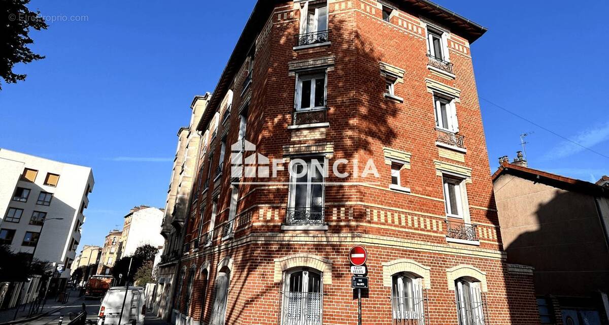 Appartement à COLOMBES