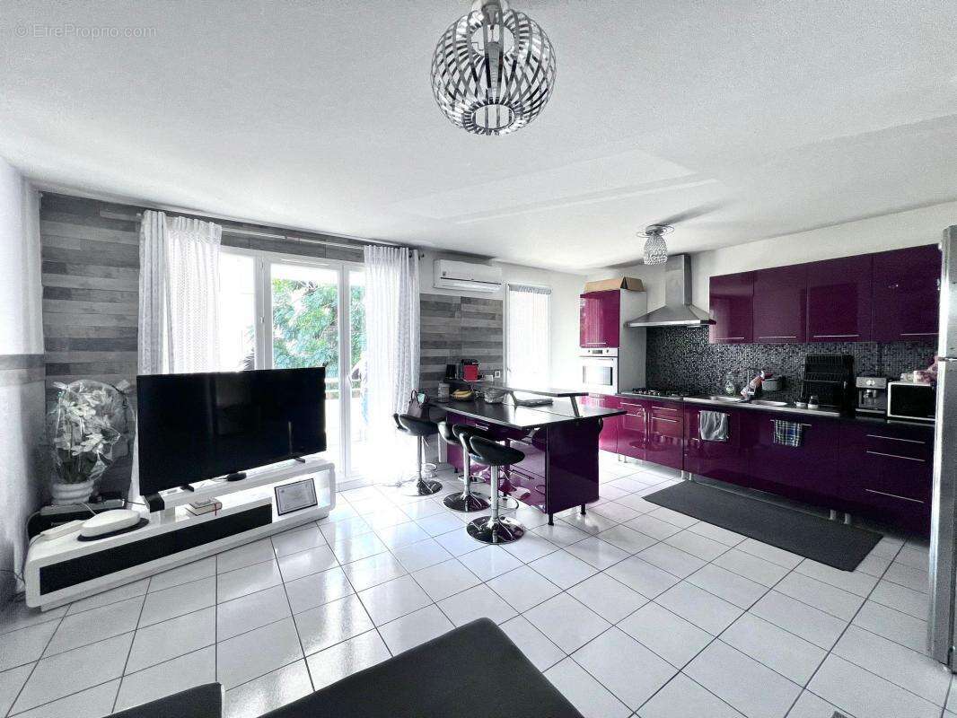 Appartement à MARSEILLE-15E