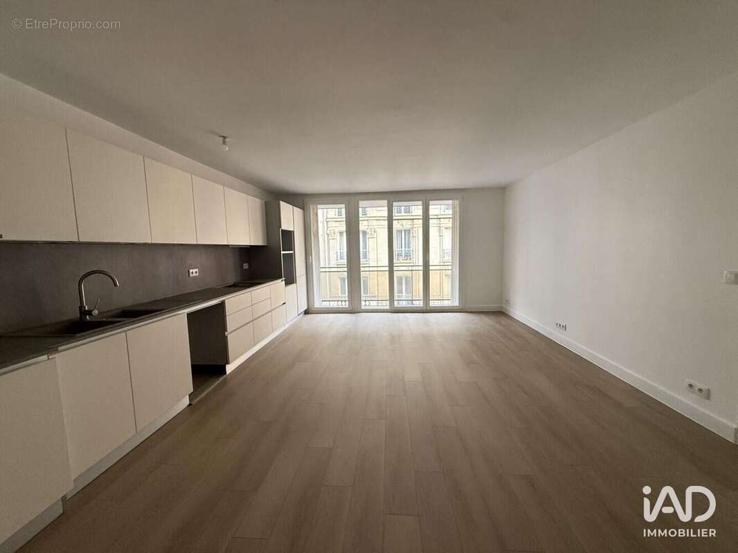 Photo 2 - Appartement à PARIS-15E