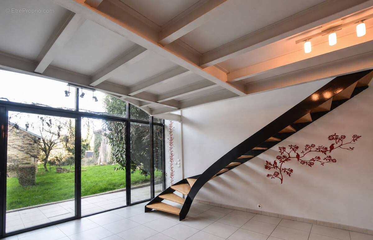 Appartement à VAIVRE-ET-MONTOILLE