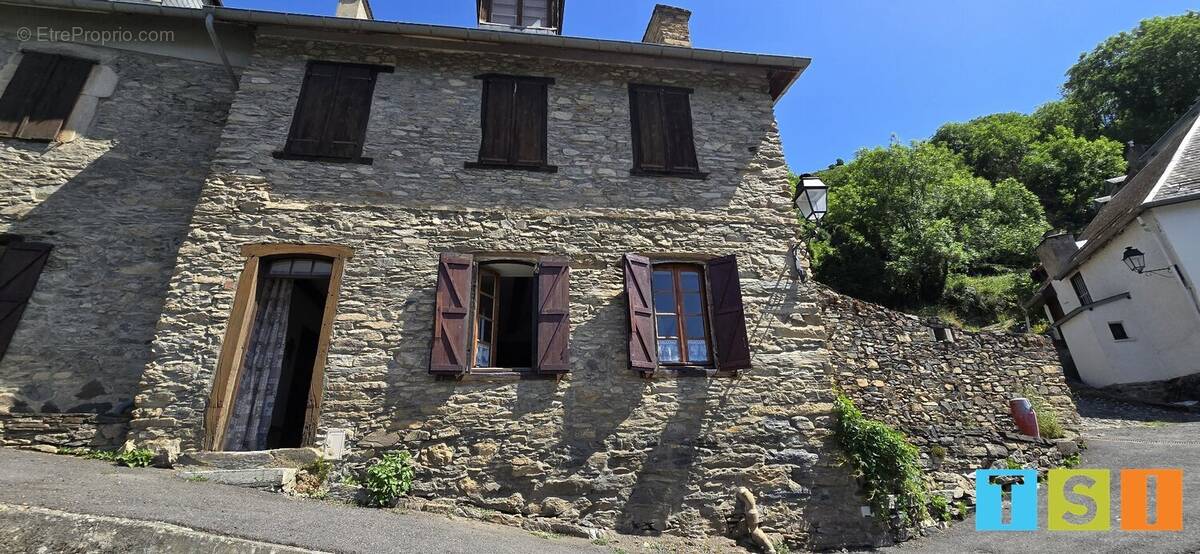 Maison à CAZARIL-LASPENES