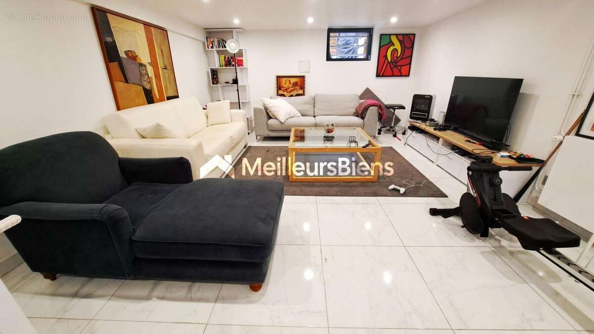 Maison à MONTMORENCY