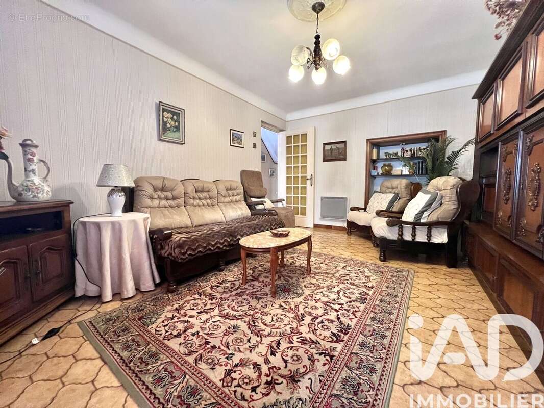 Photo 3 - Maison à SAINT-LAURENT-DE-LA-SALANQUE