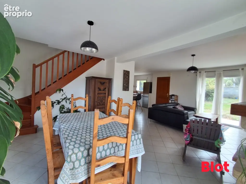 Maison 5 pièces 119 m² à vendre à Saint-Pierre-De-Plesguen (35720) - photo 5