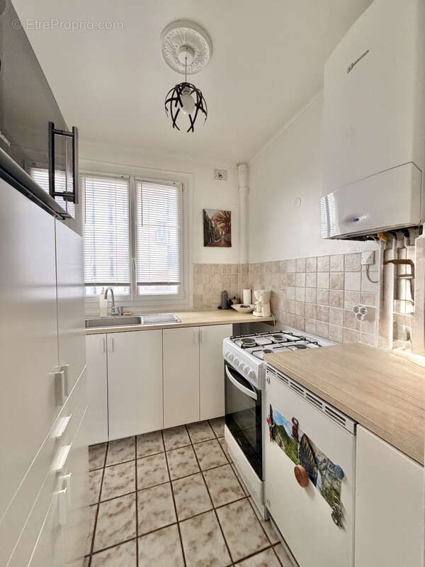 Appartement à LES LILAS