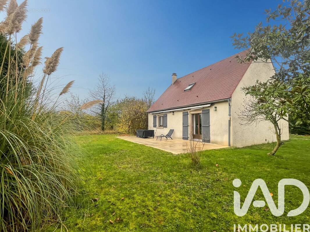 Photo 1 - Maison à PERTHES