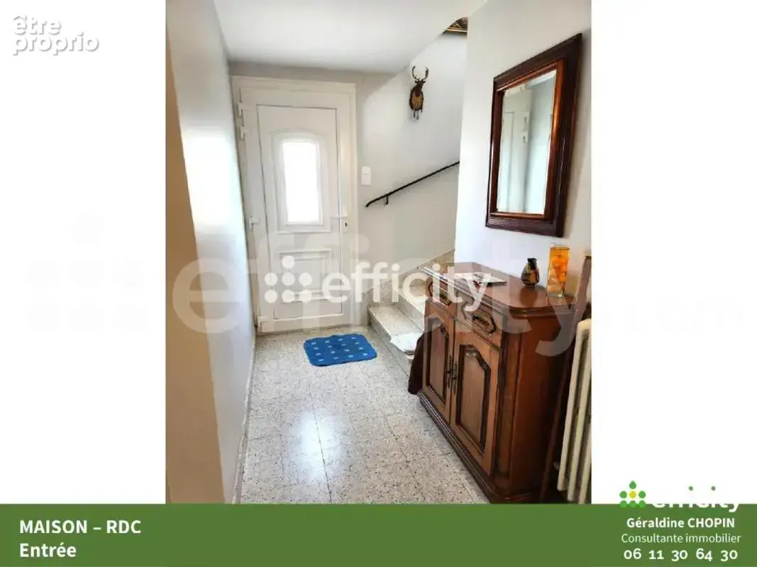 Maison 129 m² à Saint-Martin-La-Plaine  - photo 9