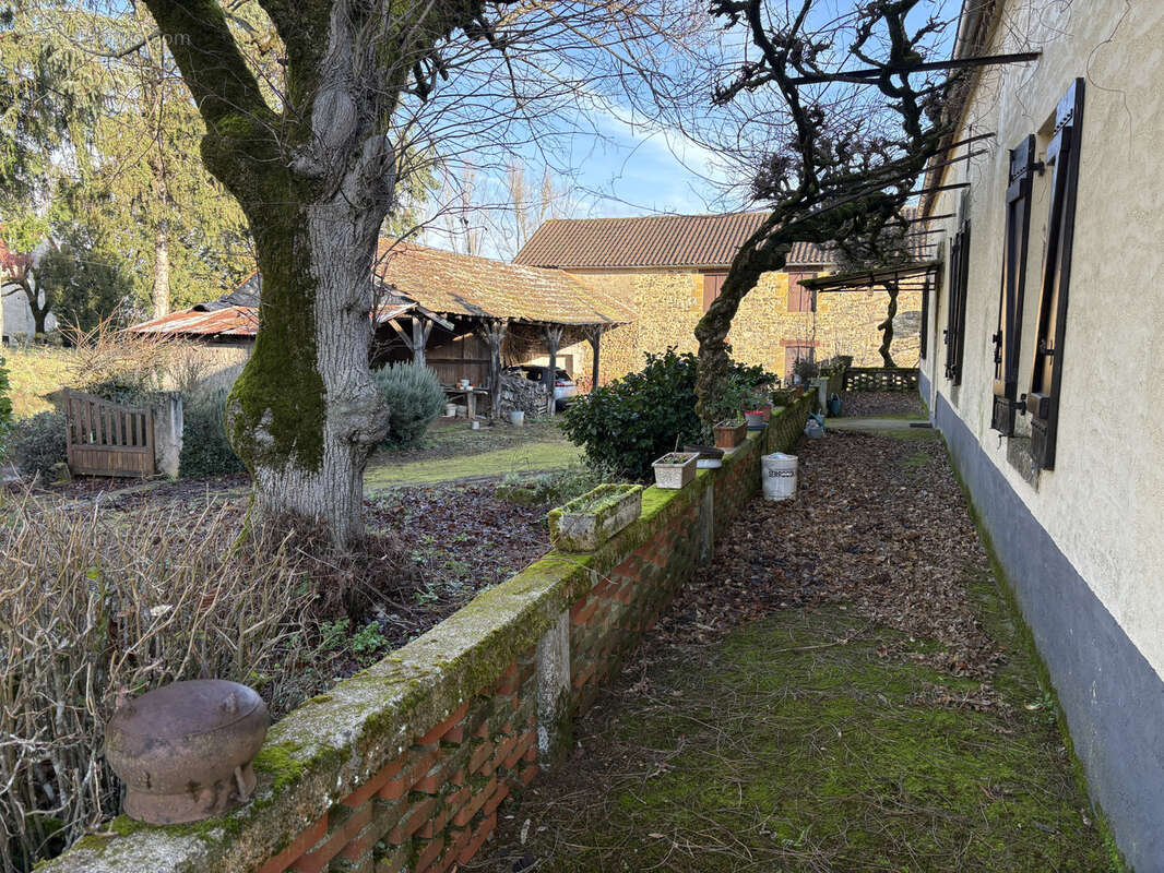 Maison à GRIVES