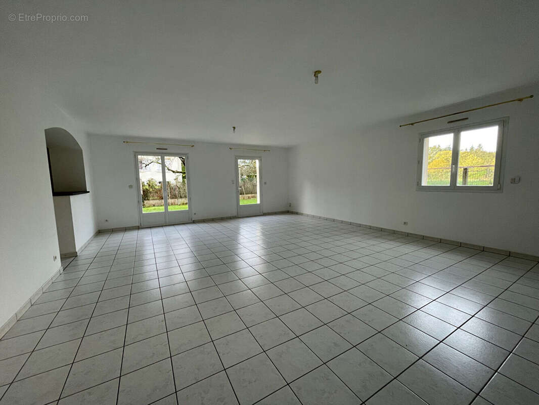 Maison à LA CHAPELLE-SUR-ERDRE