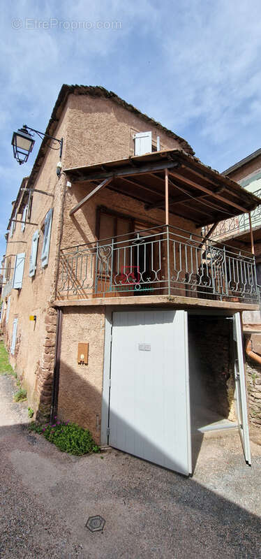 Maison à COMBRET