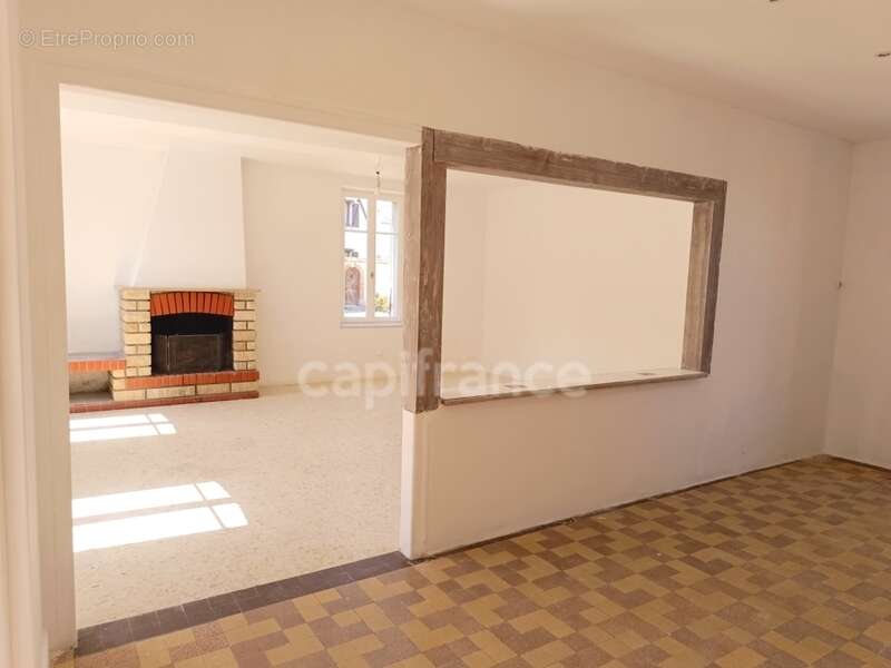 Maison à vendre 7 pièces  (89) - photo 2