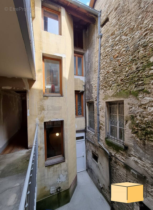 Appartement à BELLEY