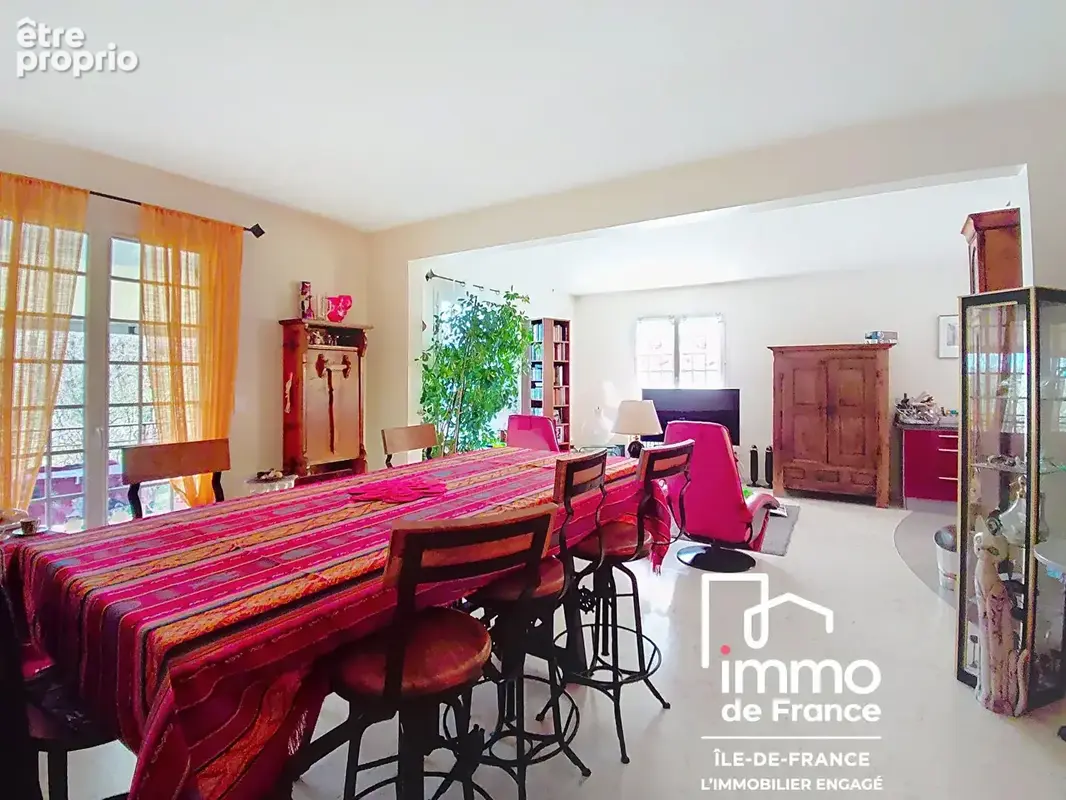 Maison de 234m² habitables à vendre - BONNEVAL - photo 2