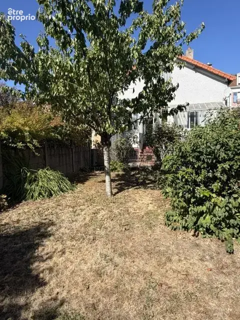 Maison 5 pièces 97 m² à vendre à Le Blanc-Mesnil (93150) - photo 2