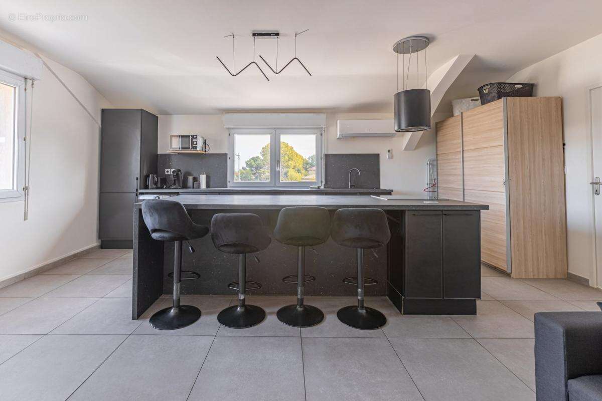 Appartement à LAVERUNE