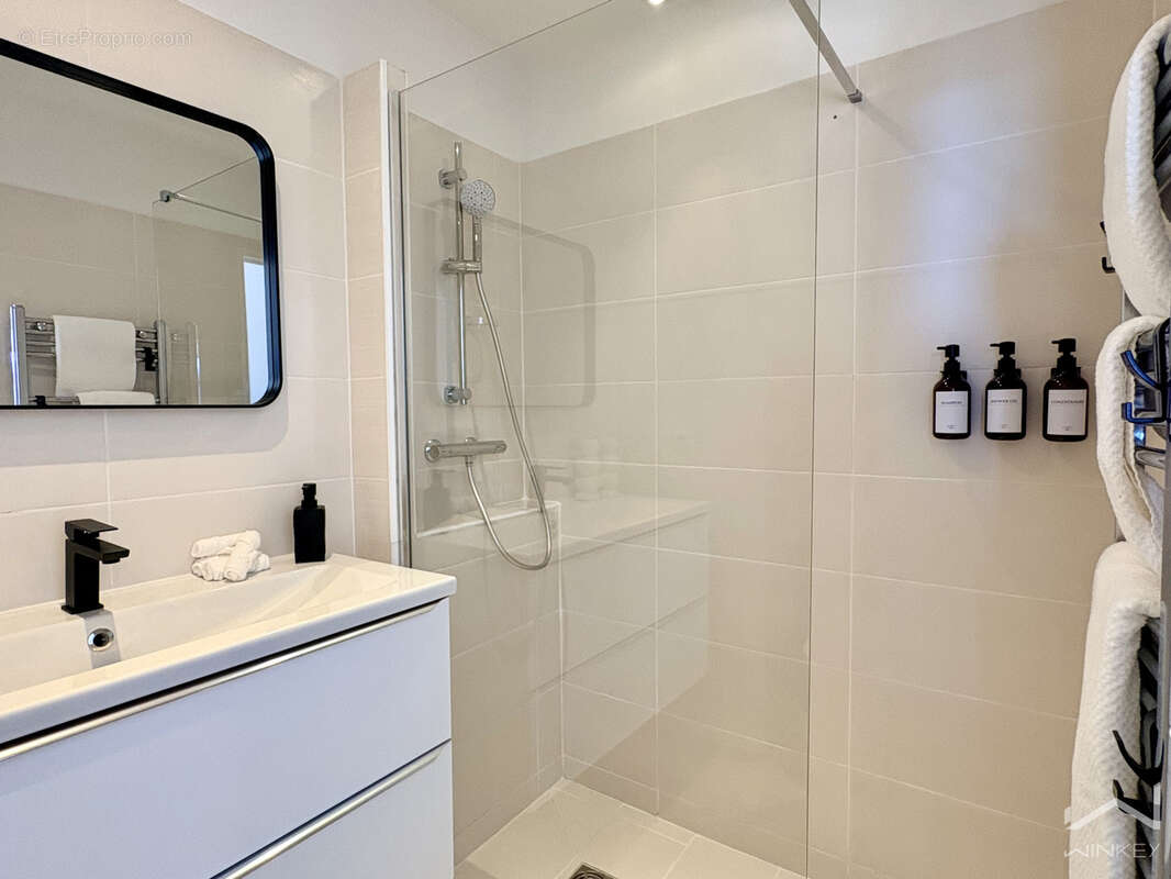 Appartement à VILLENEUVE-LOUBET