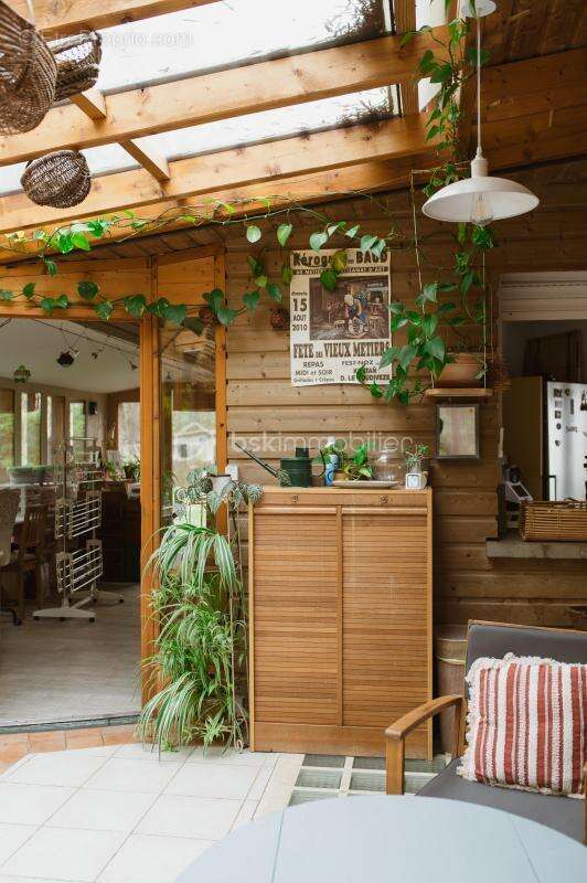 Maison à VILLAINES-LES-ROCHERS