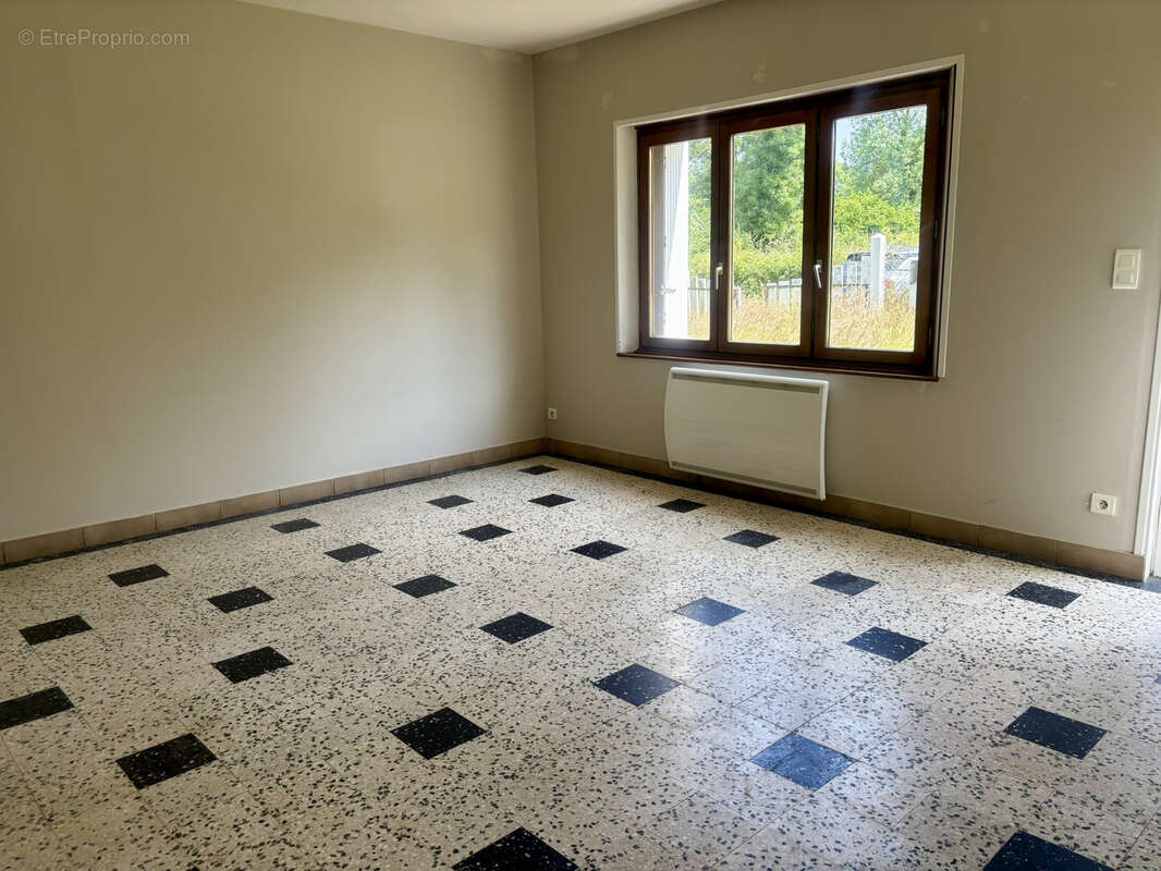 Maison à LES RESSUINTES